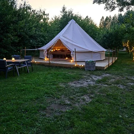 Hesselgaard Glamping Luxury tent