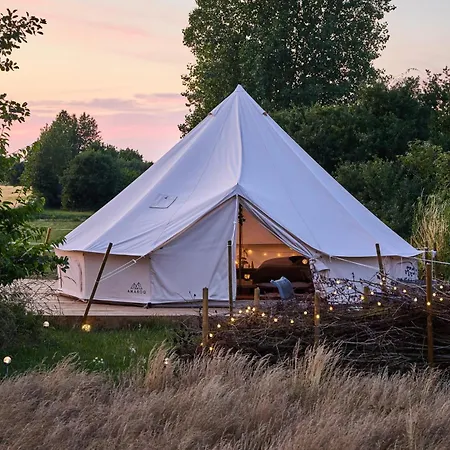 Hesselgaard Glamping *
